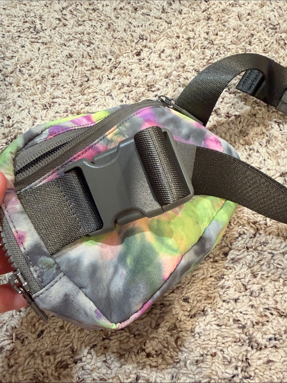 lululemon athletica Tie-Dye Belt Bag — Green, Pink & Gray - Picture 7 of 10